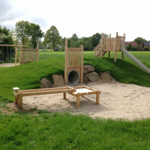 Hügel mit Tunnel - Spiellandschaft