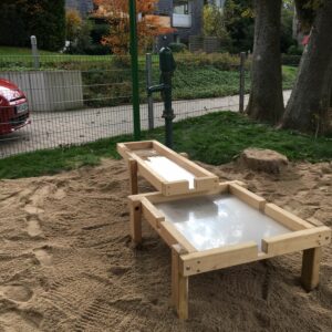 Matschanlage mit Pumpe aus Guss